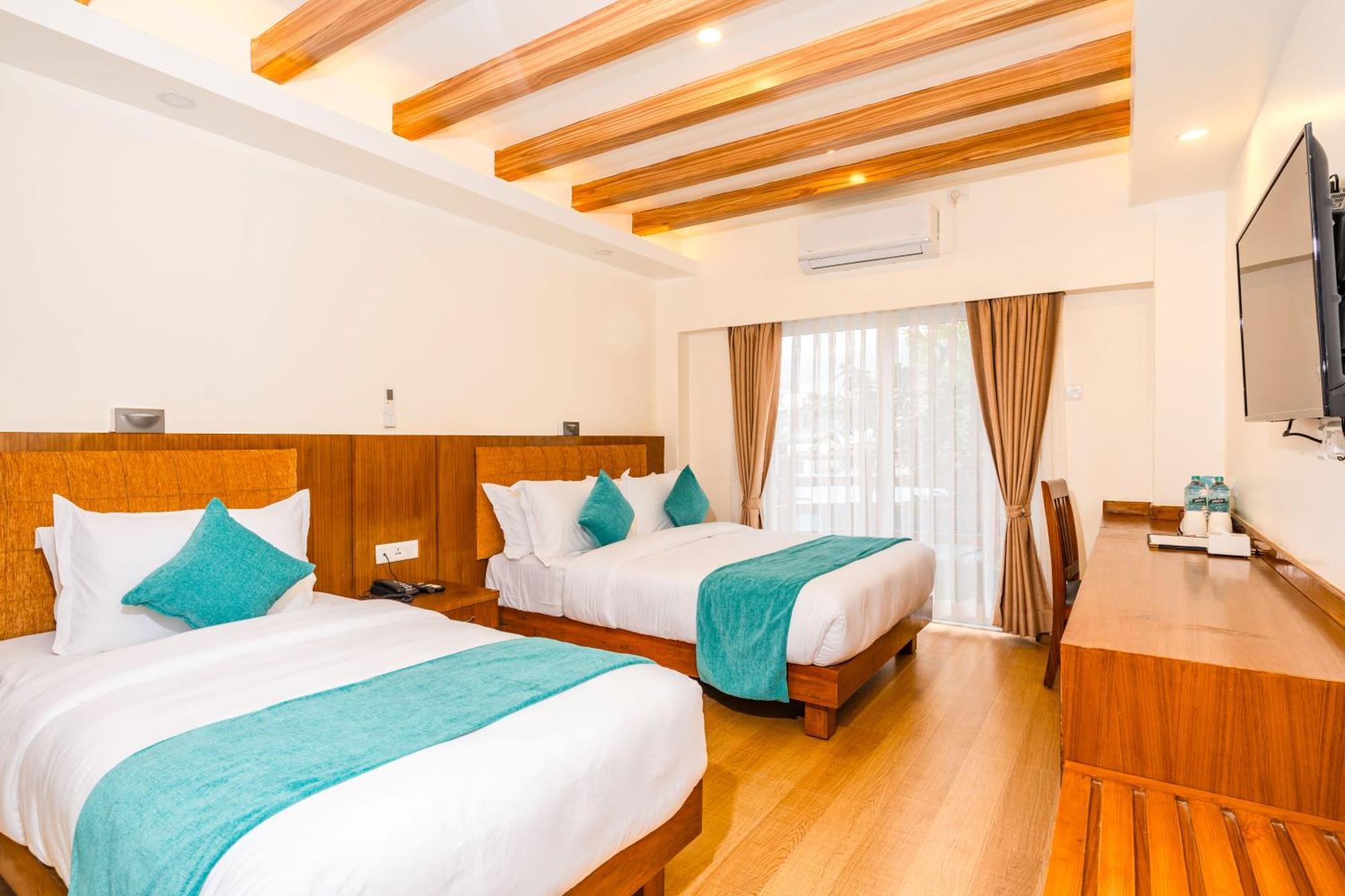 Pokhara Alpine And Springs Ξενοδοχείο Εξωτερικό φωτογραφία
